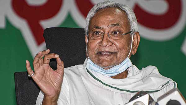 நிதிஷ் திட்டம் 