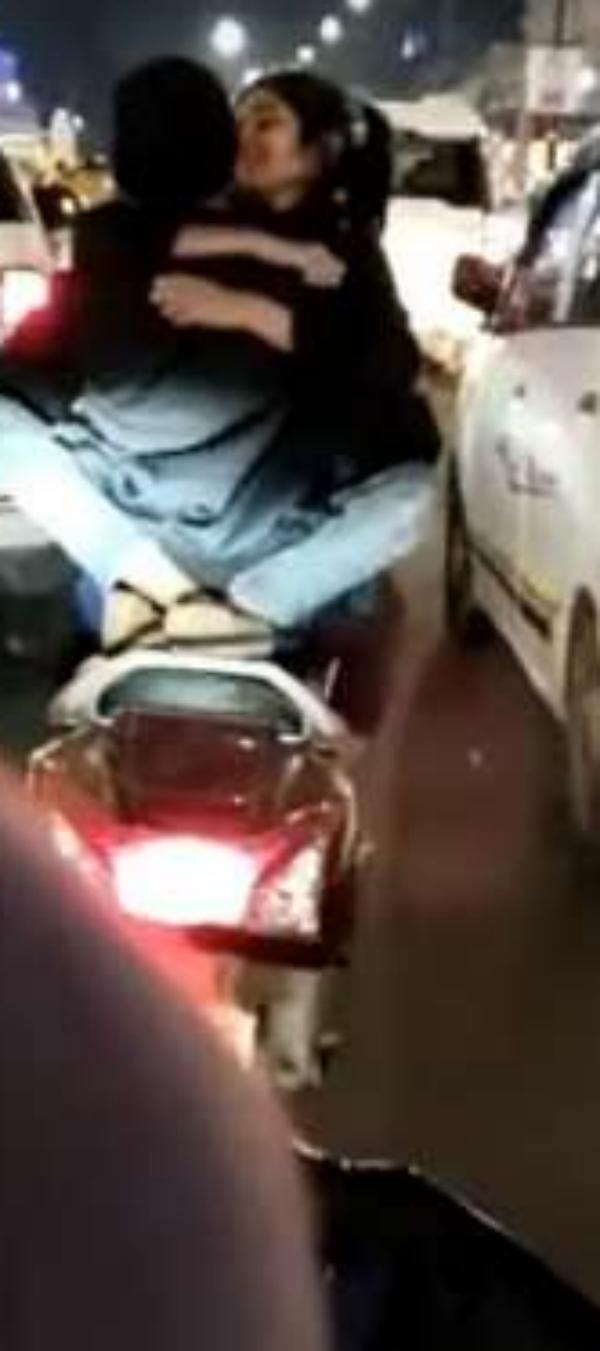  தடித்த வார்த்தை 