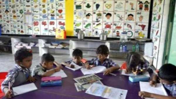 நீதியரசர் முருகேசன் 