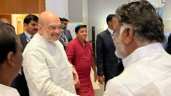 ஓபிஎஸ் ஆதரவாளர் 