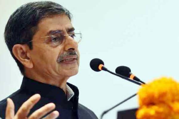 ஆளுநரால் கொதிக்கும் அரசியல் 