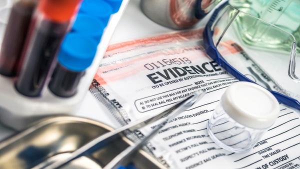 போலீஸ்-தடயவியல் நிபுணர்கள் ஆய்வு போலீஸ்-தடயவியல் நிபுணர்கள் ஆய்வு