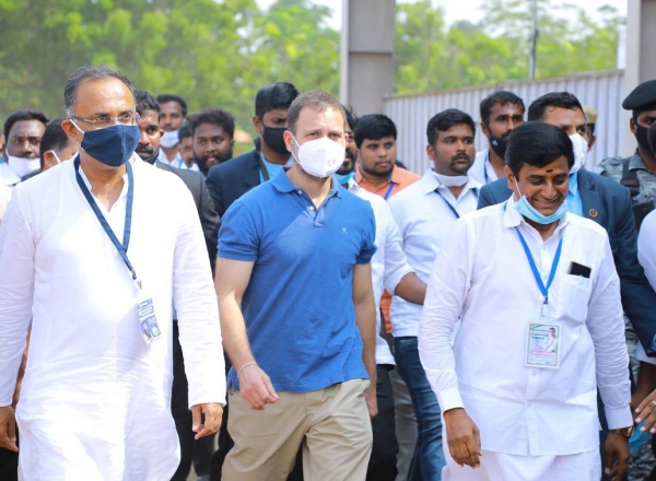 சீட் கேட்கும் மக்கள் ராஜன் சீட் கேட்கும் மக்கள் ராஜன்
