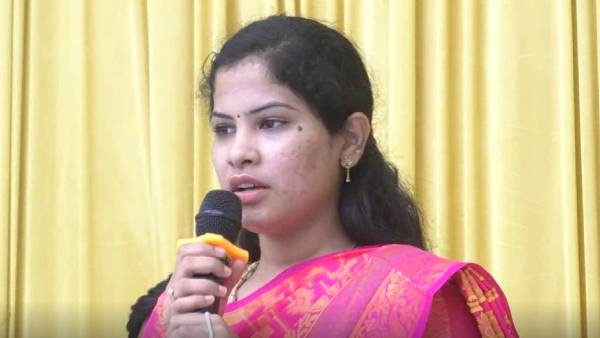  பெஞ்சில் பிரியா