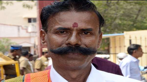 முதல் ஆளாக வந்த பத்மராஜன்