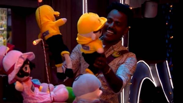 மறக்க முடியாத பொம்மை