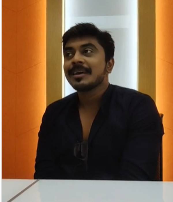 முதல் லைவ்