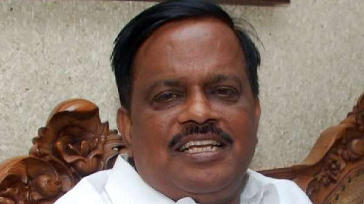  அவர் ஒருவர் தான்