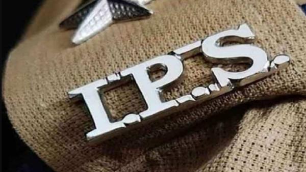 என்ன பதவி? 