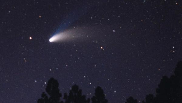 வெறும் கண்களால் பார்க்கலமா? 