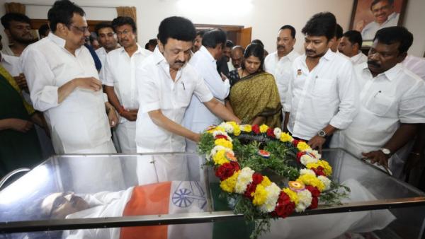 மருத்துவமனையில் அனுமதி 