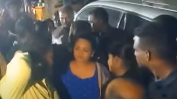  முழு கோழி