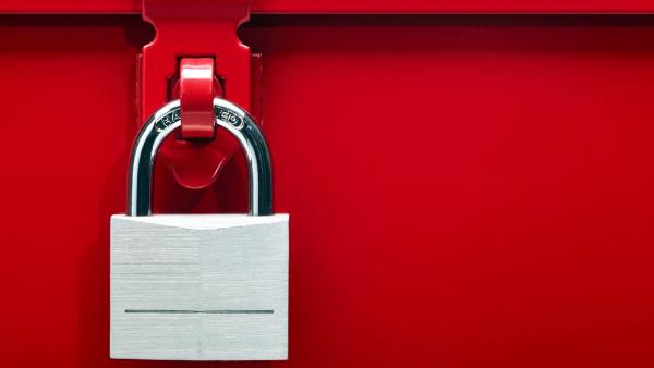  கண்ணே கூசுது