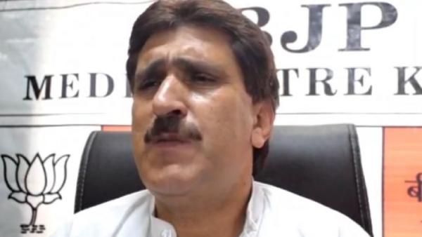 தேசியக் கொடிக்கு ஆபத்து அல்ல.. 