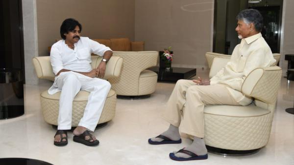 பவன் கல்யான் கூறுவது என்ன? 