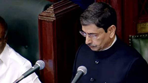 7-ம் தேதியே ஆளுநர் பெற்றுக்கொண்டார் 