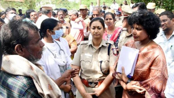 கோயிலில் தீண்டாமை 