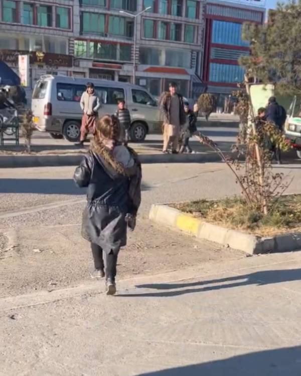 பெண் வழக்கறிஞர் பெண் வழக்கறிஞர்