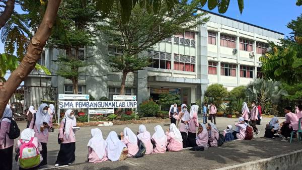  நிலநடுக்கம்