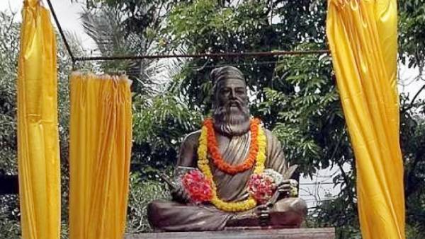 கர்நாடக எம்.எல்.ஏக்கள் கொண்டாட்டம் கர்நாடக எம்.எல்.ஏக்கள் கொண்டாட்டம்