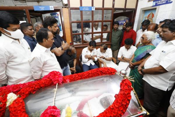 நேரில் சென்ற உதயநிதி நேரில் சென்ற உதயநிதி