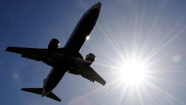 முன்னதாக புறப்பட்டு சென்ற விமானம் முன்னதாக புறப்பட்டு சென்ற விமானம்