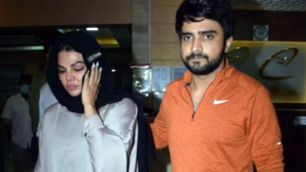 அடிலிடம் இருந்து தன்னை பிரிக்க சதி 