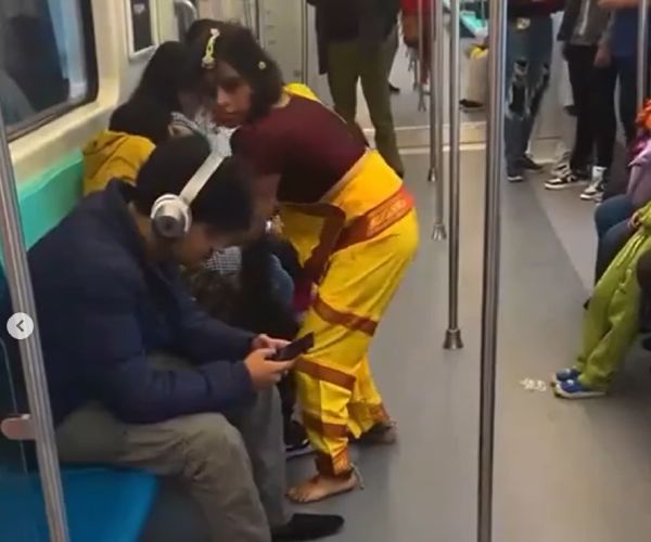 பயத்தில் உறைந்த பயணிகள்