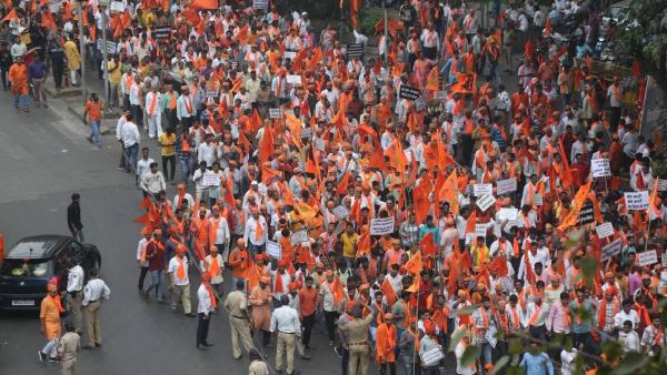 கோஷத்தால் பதற்றம் 