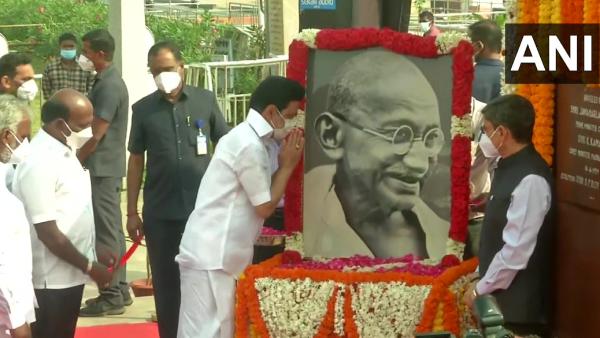 Mahatma Gandhi Memorial Day Modi Tribute in Twitter: Governor, CM paid tribute in Chennai 