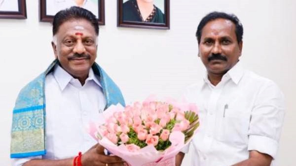 டெல்லியில் முகாம்