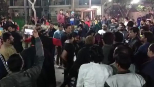  இருவர் கைது