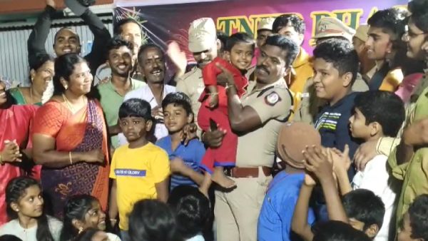 டான்ஸ் ஆடிய எஸ்.பி டான்ஸ் ஆடிய எஸ்.பி