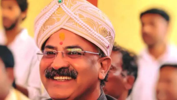 பணத்தை திருப்பி கொடுக்காததால்.. 