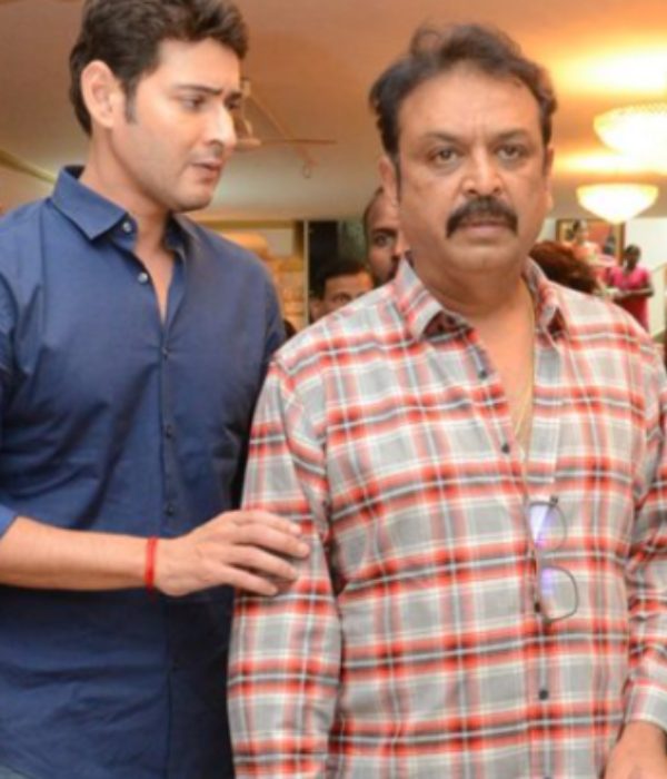 நரேஷ் யார் 