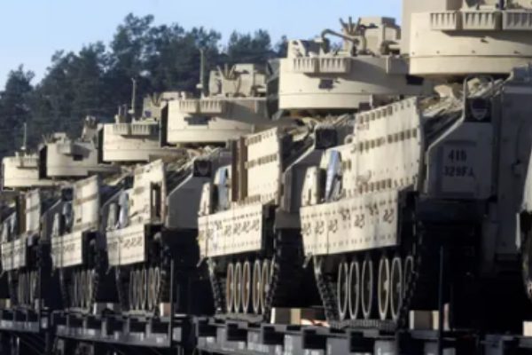  ஏற்கனவே 2 ஆயிரம் போர் வாகனங்கள் 