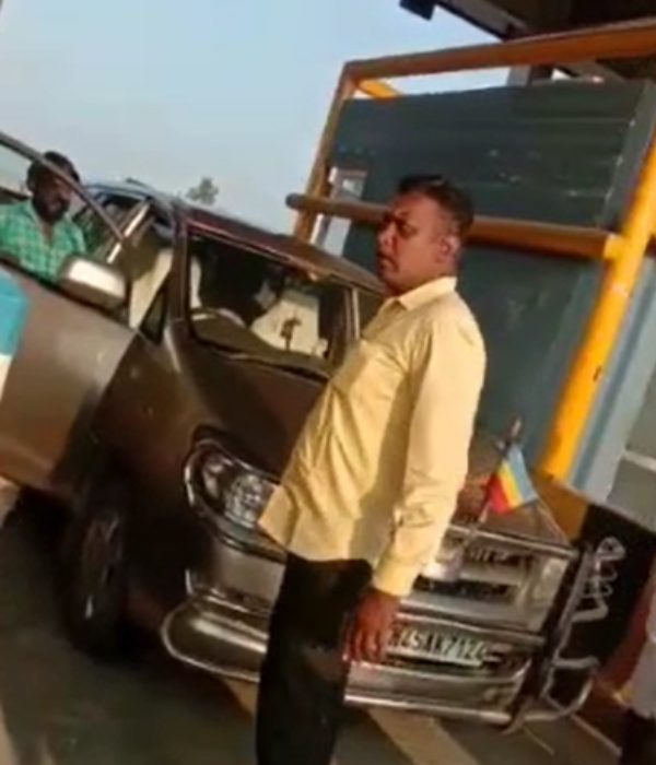  கட்சி நிர்வாகிகள் 