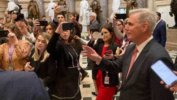  கெவின் மெக்கார்த்தி 