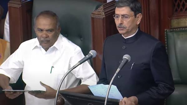 அம்பேத்கர் பெயரை உச்சரிக்கவில்லை 