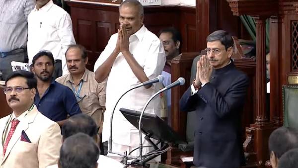  ஒரு பத்தியே காணோம்