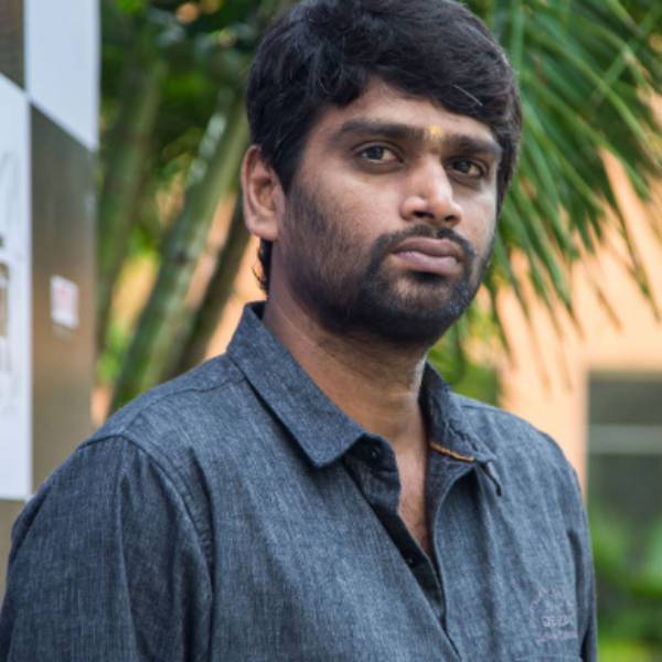  குலுங்க சிரித்த ஹெச் வினோத்