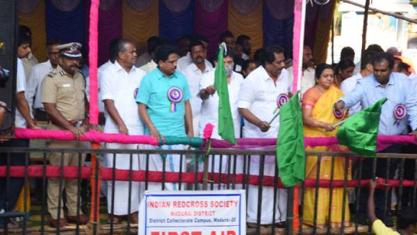 சிறப்பு விருந்தினர்கள் 