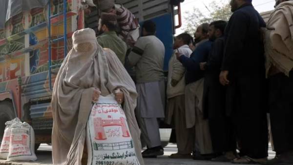  விதியை மாற்றிய 'வெள்ளம்'