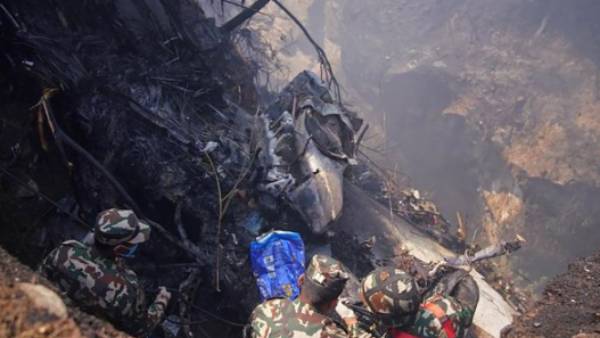  15 ஆண்டு பழைய விமானம்