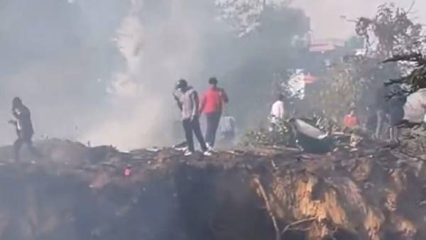  ஆற்றின் கரை