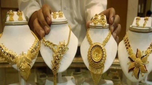 என்ன காரணம் என்ன காரணம்