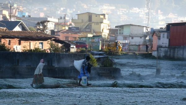  நடுங்கிய பயணிகள்