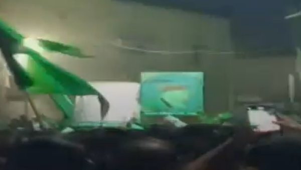 மத ஊர்வலம் மத ஊர்வலம்