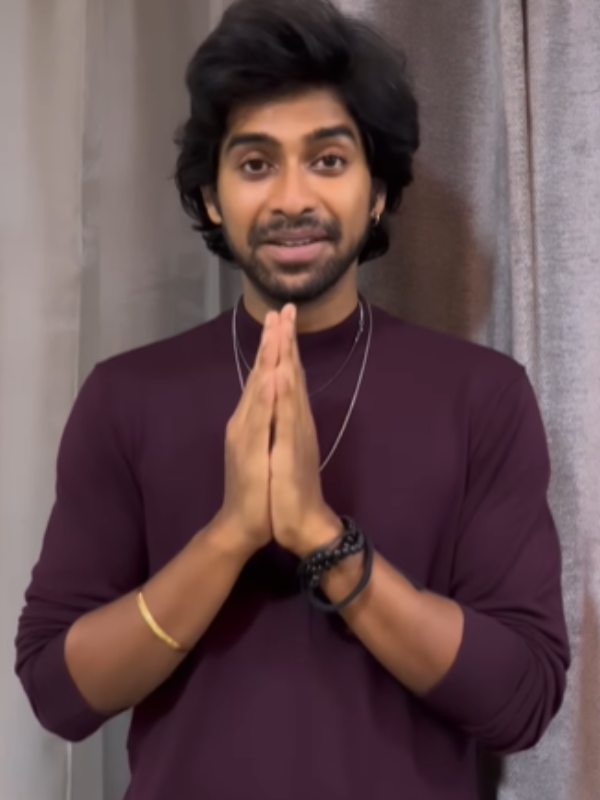 ரசிகர்களிடம் மன்னிப்பு கேட்பு ரசிகர்களிடம் மன்னிப்பு கேட்பு