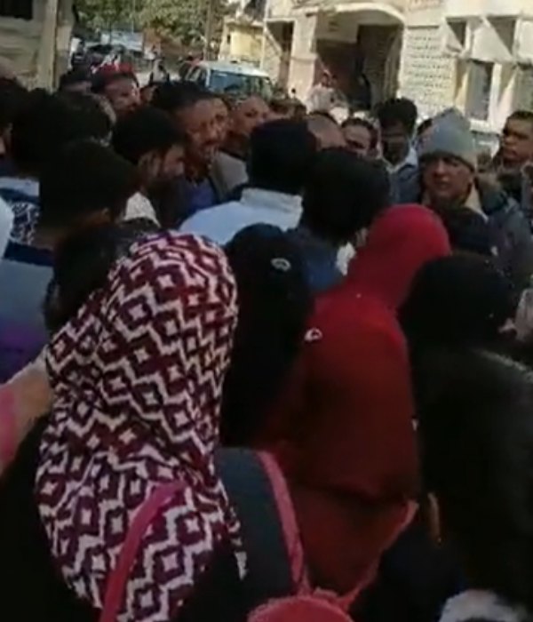 வாக்குவாதம் வாக்குவாதம்